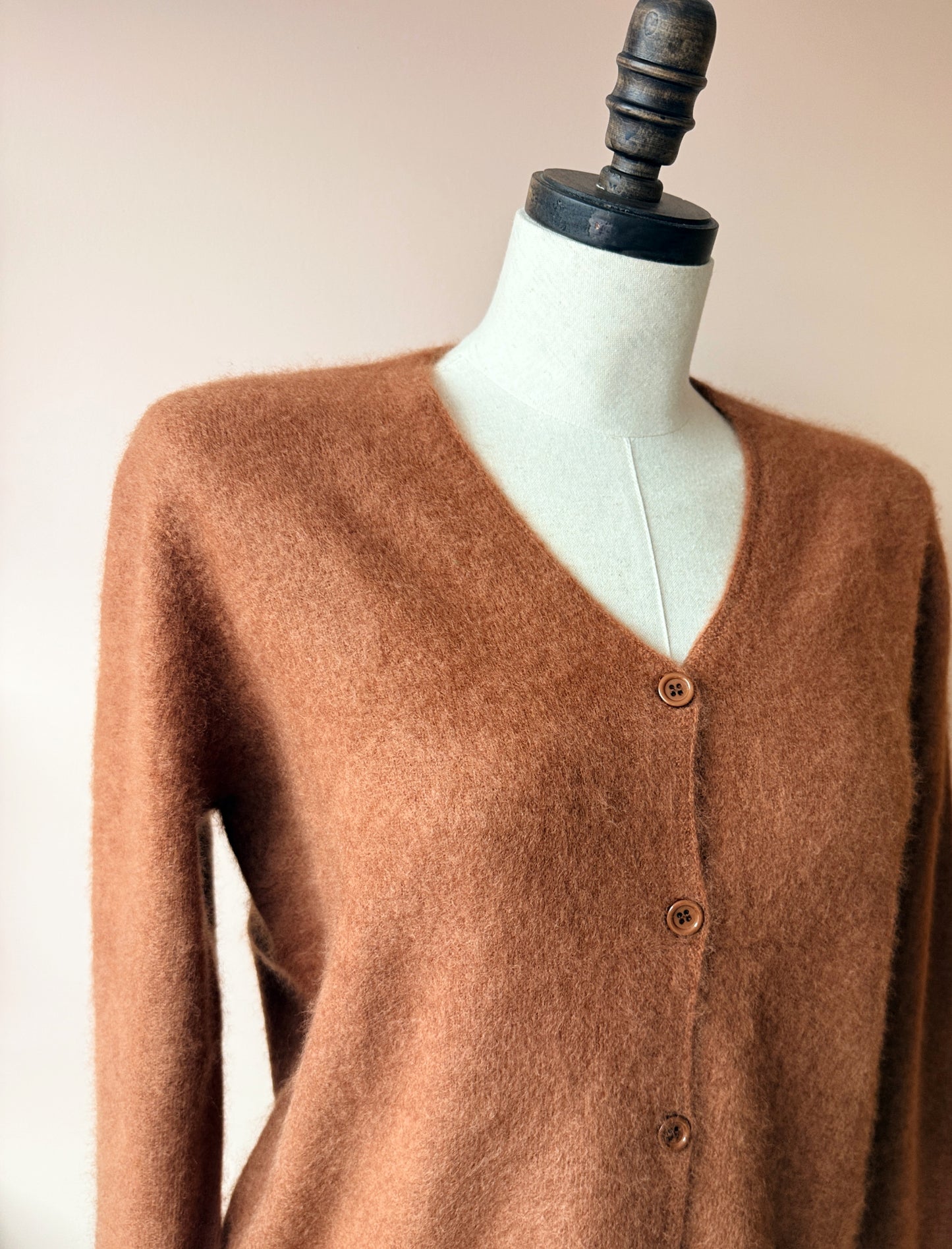 Warm long staple cashmere cardigan | 11 Colors