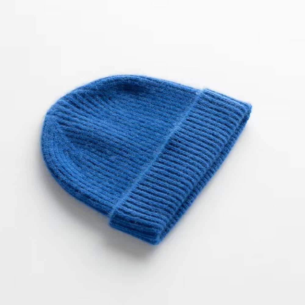 cashmere hat in sky blue
