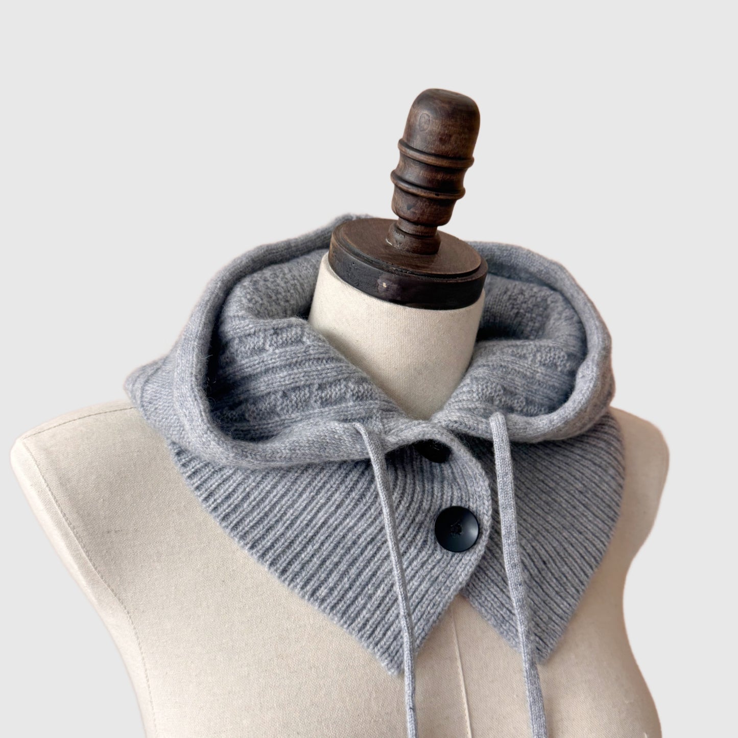 Cashmere Hood scarf | Cashmere hats and neck warmers by Econica