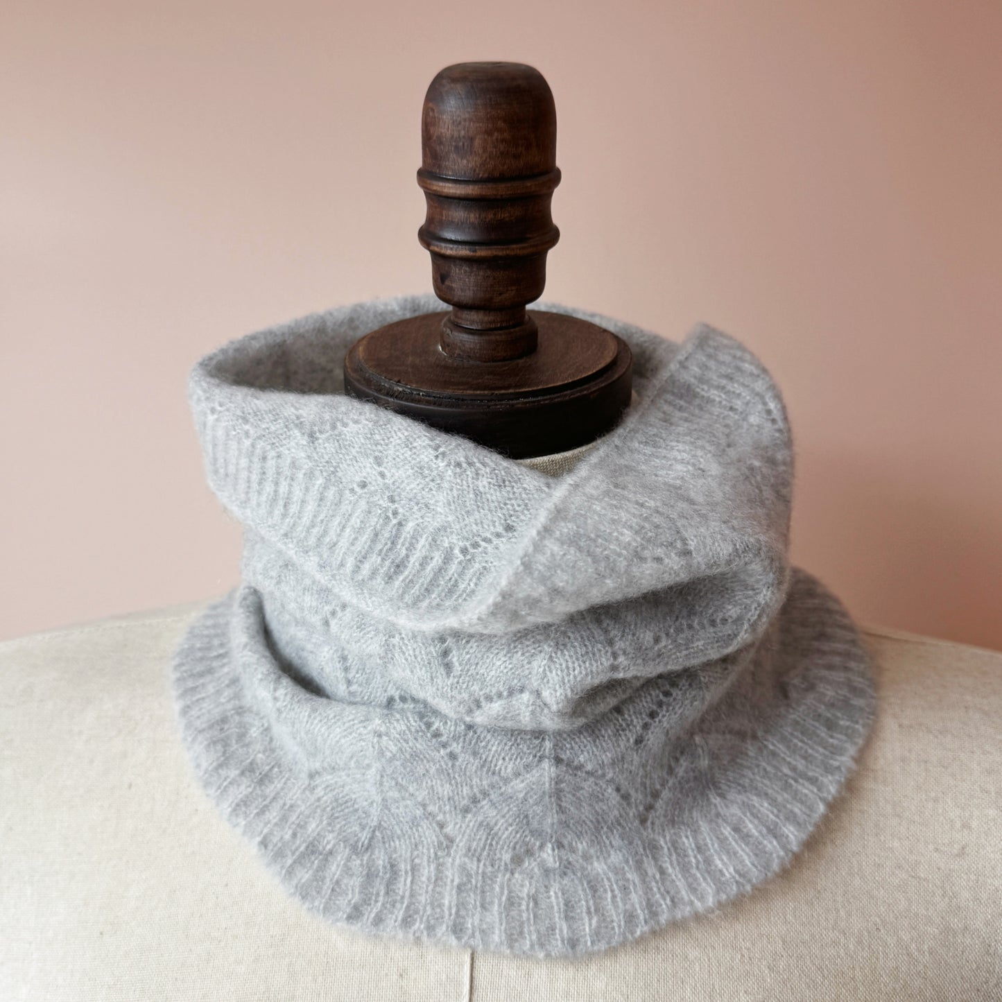 Cashmere lace neck warmer | Infinity Scarf | Cashmere accessories