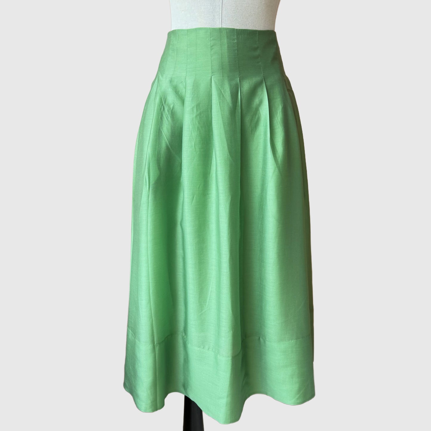 Vintage style pleated silk skirt with pockets | Summer midi skirt in natural silk