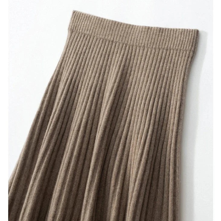 taupe skirt in cashmere
