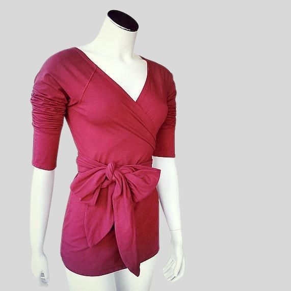 Red Organic cotton wrap top made in Canada | Shop women's summer clothing made with organic cotton, linen and wool | Econica