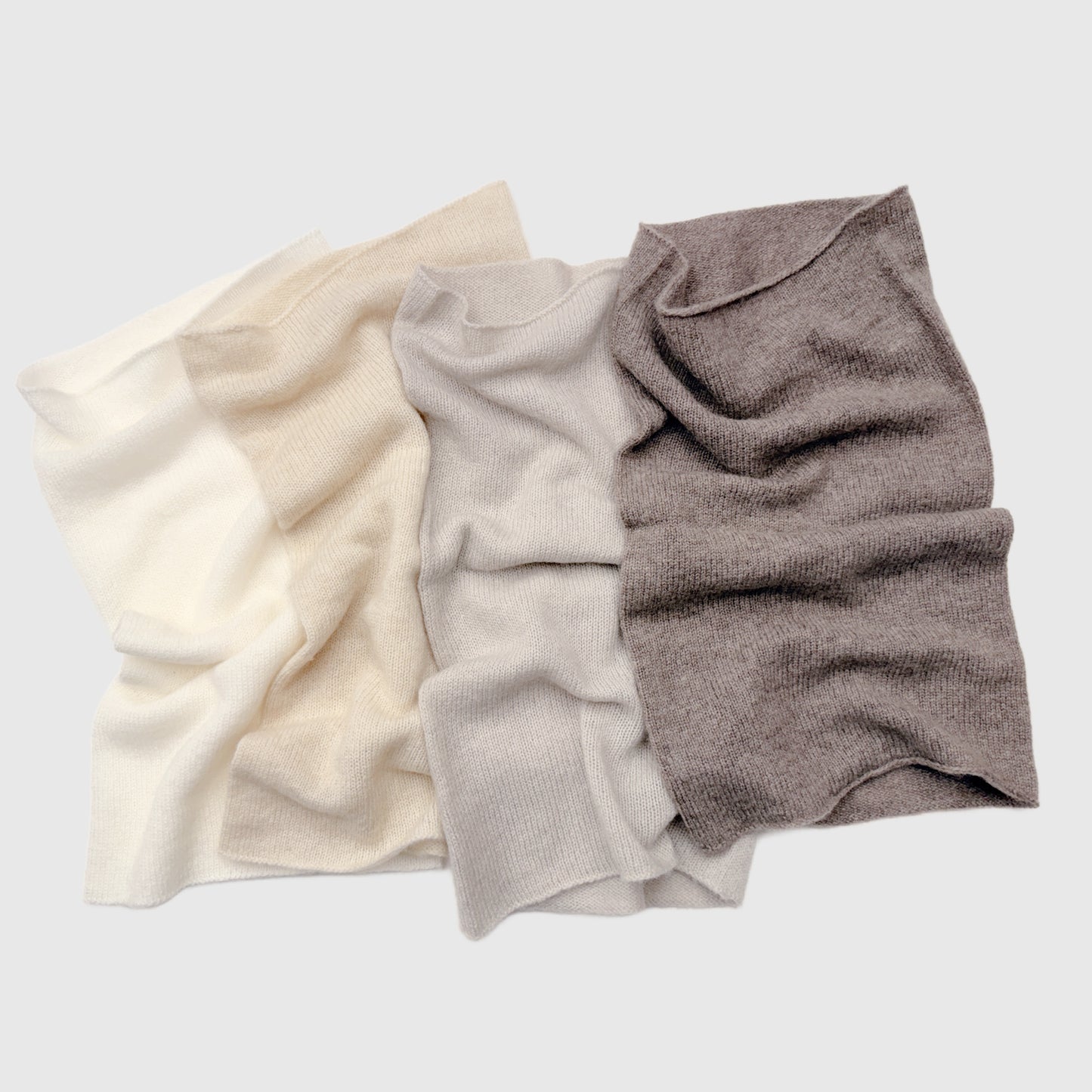Cashmere knit neck warmer in neutral colors | Cashmere accessories by Econica