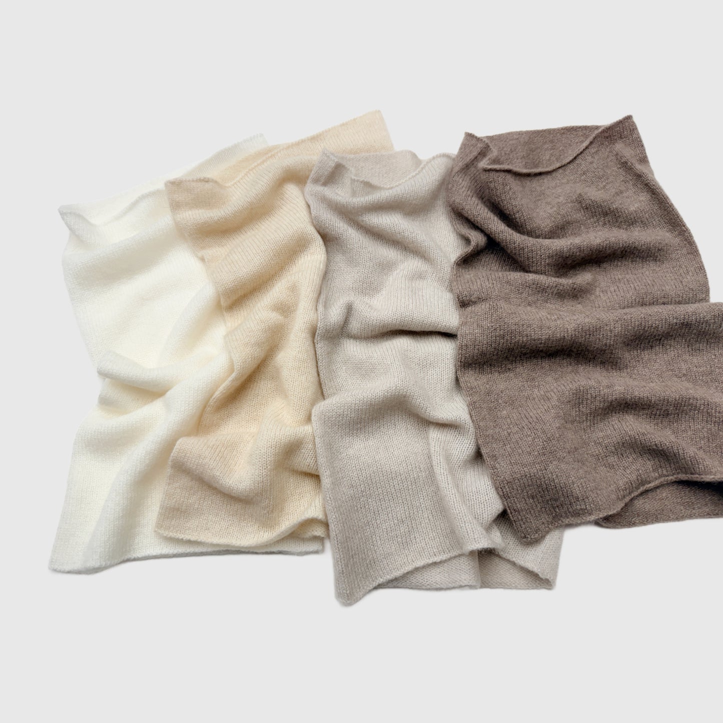 Cashmere knit neck warmer in neutral colors | Cashmere accessories by Econica