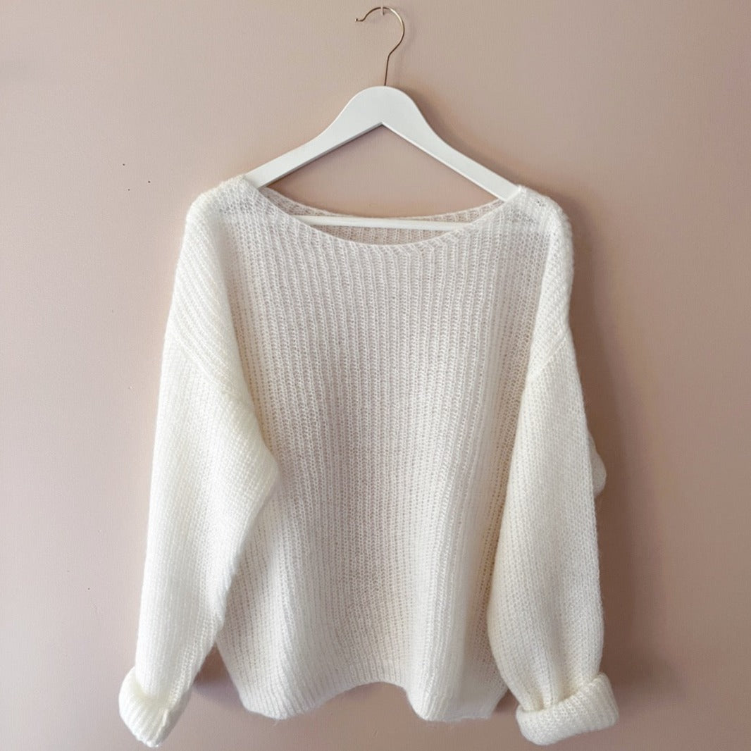 Off white Oversized wool top, Soft and airy, Fuzzy texture, Machine knit, Merino blend, Relaxed fit, Boat neckline, Extra long sleeves, Boho-style, 2 sizes 4 colors, Vanilla shade, Stretchy knit, Ontario Canada