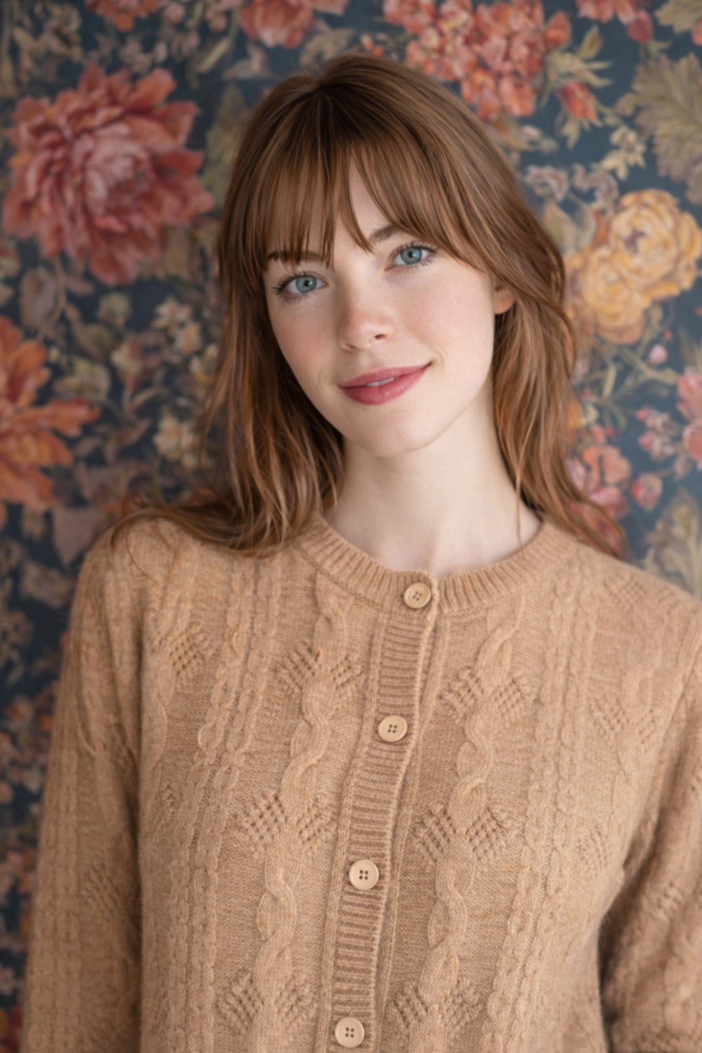 Cable knit merino wool cardigan Beige