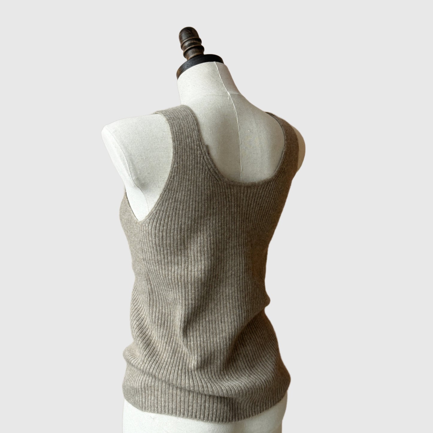 Pure Cashmere Sleeveless Top | Women’s cashmere knitwear