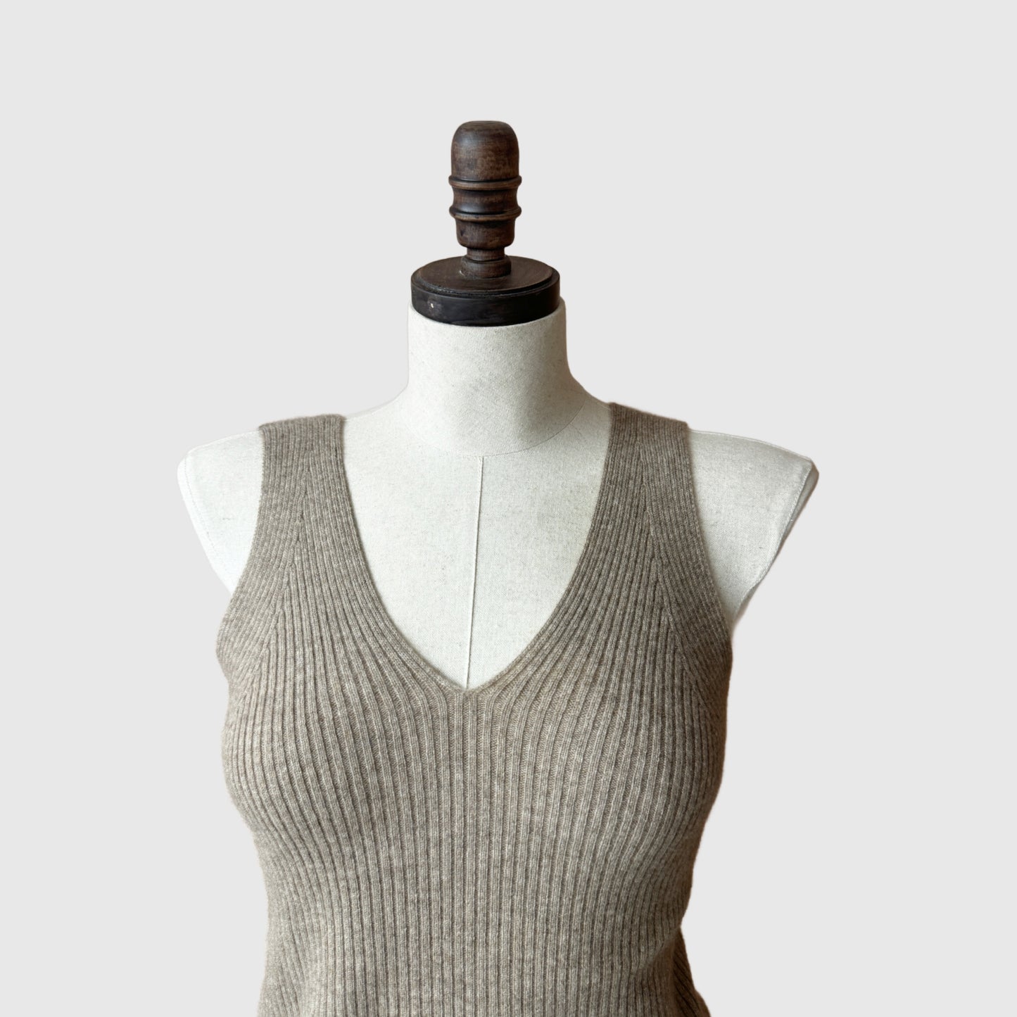 Pure Cashmere Sleeveless Top | Women’s cashmere knitwear