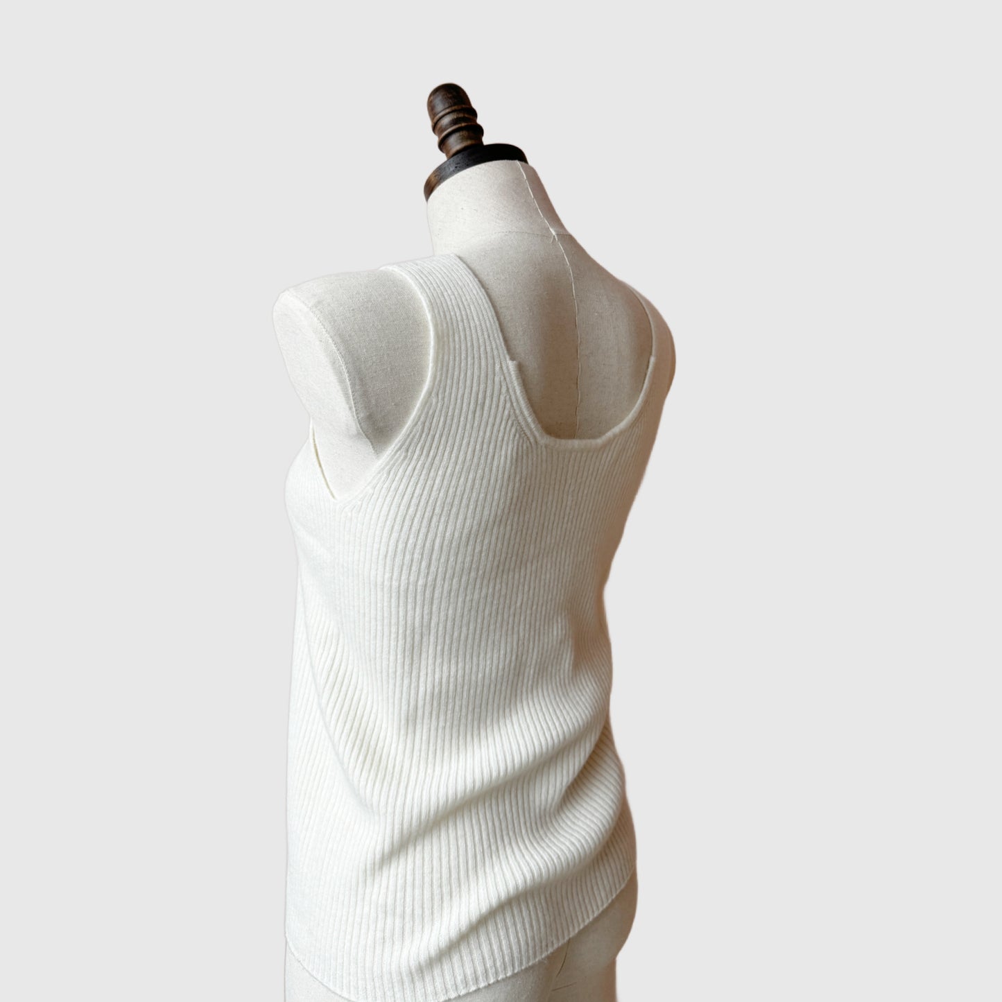 Pure Cashmere Sleeveless Top | Women’s cashmere knitwear