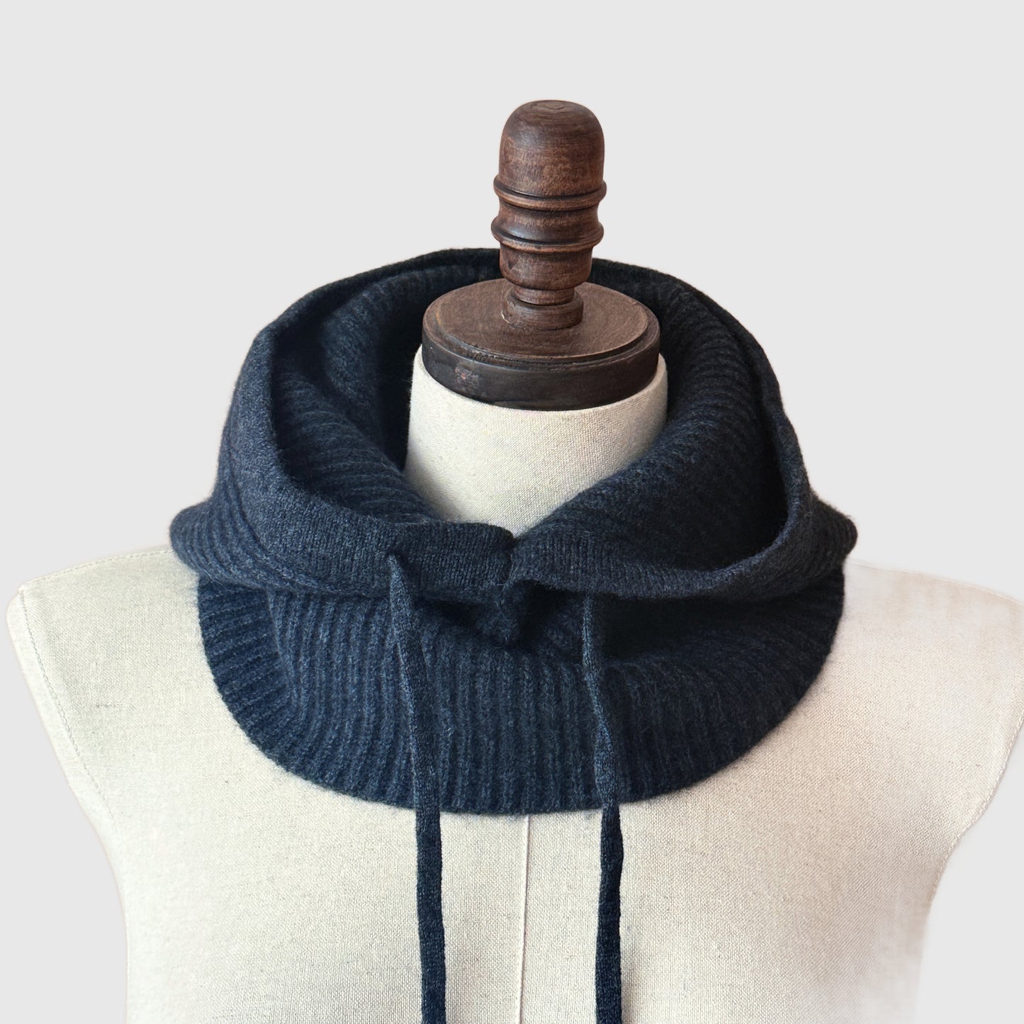 Cashmere Hoodie Scarf | Cashmere hats and neck warmers by Econica