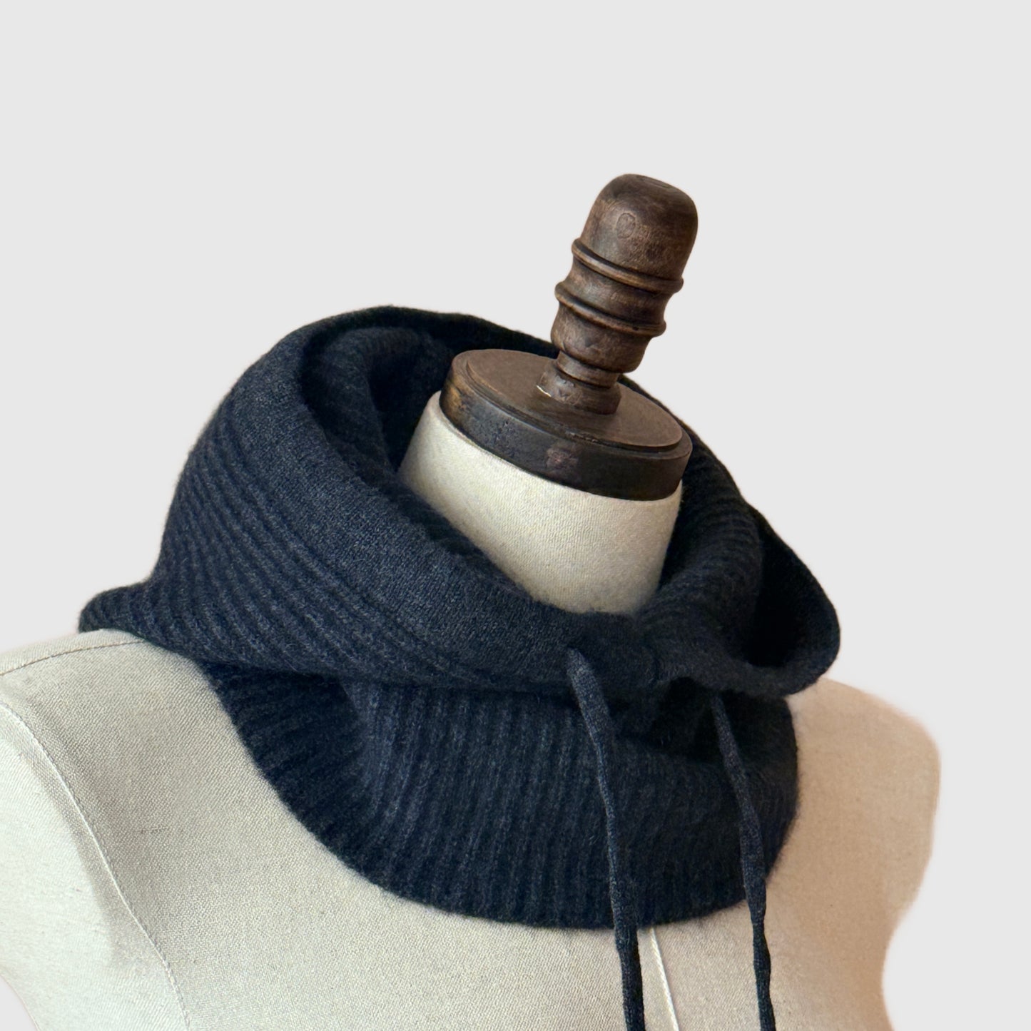 Cashmere Hoodie Scarf | Cashmere hats and neck warmers by Econica