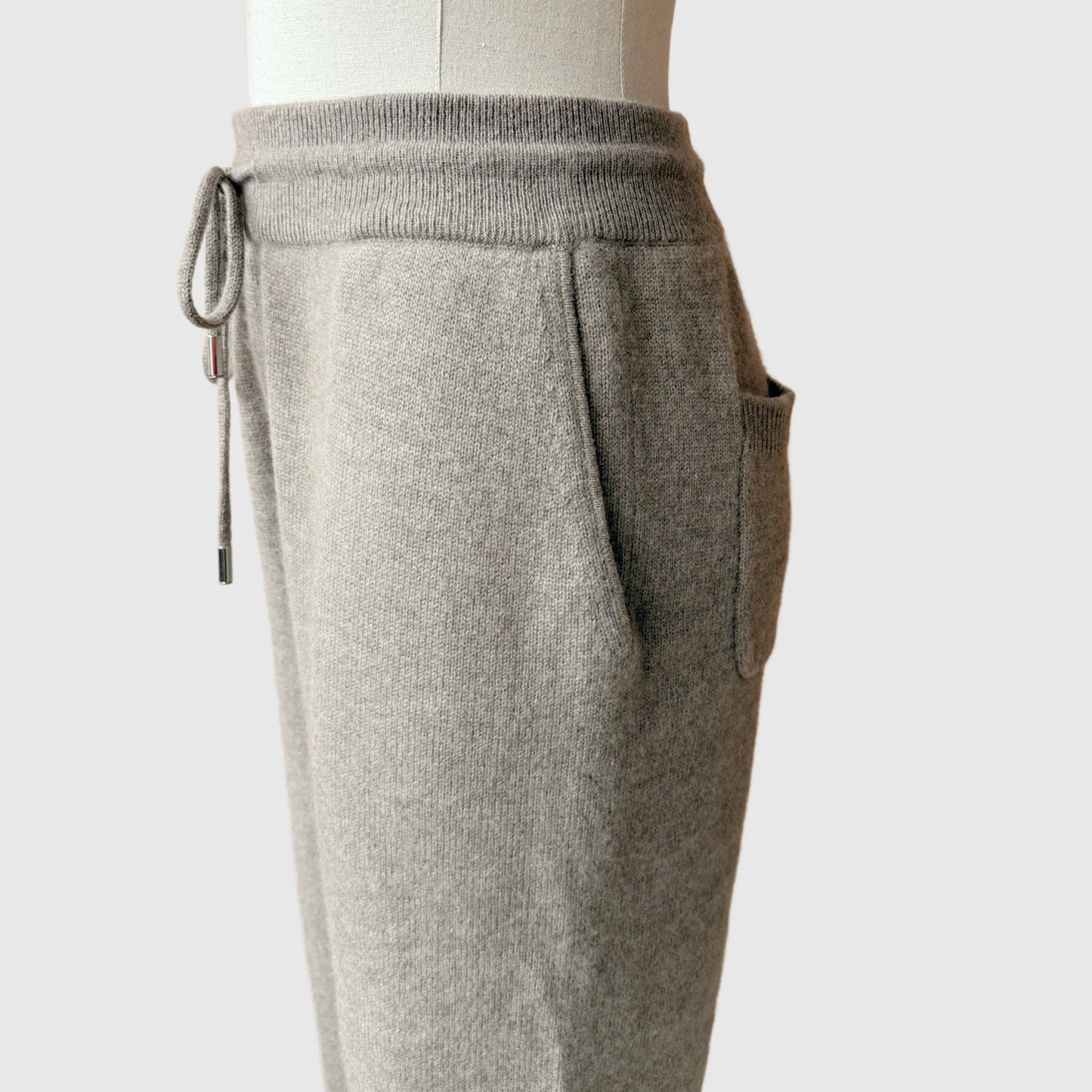 Cashmere knit hoodie and pants set | Women's Cashmere Loungewear