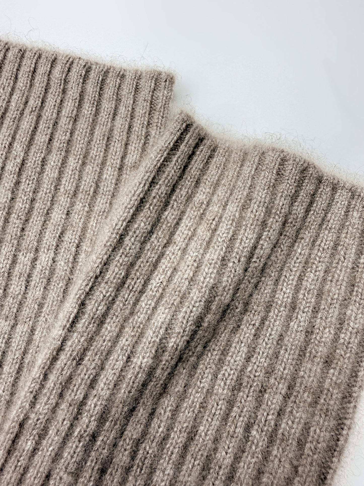 Cashmere Leg Warmers | Women’s cashmere knitwear