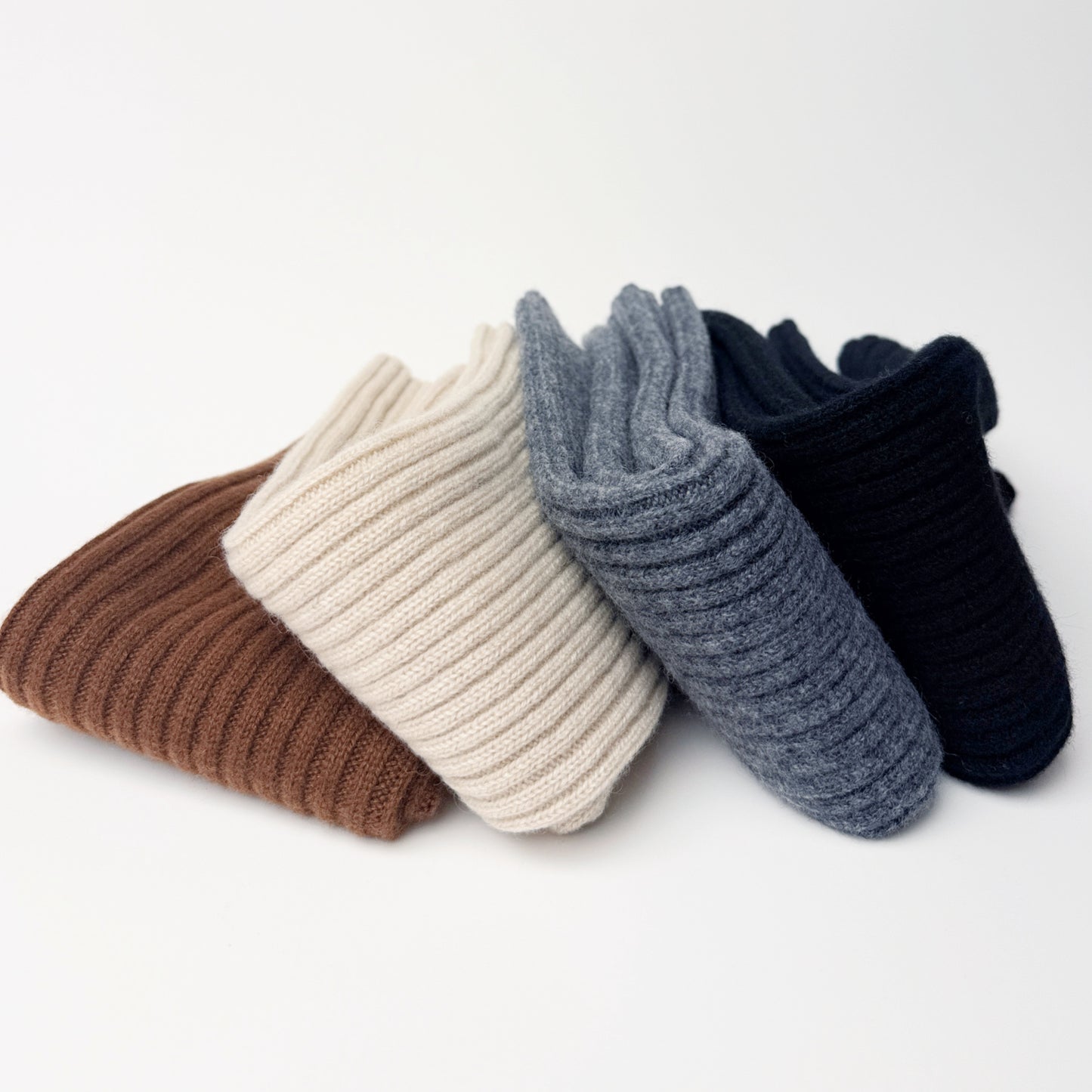 Cashmere Leg Warmers | Women’s cashmere knitwear