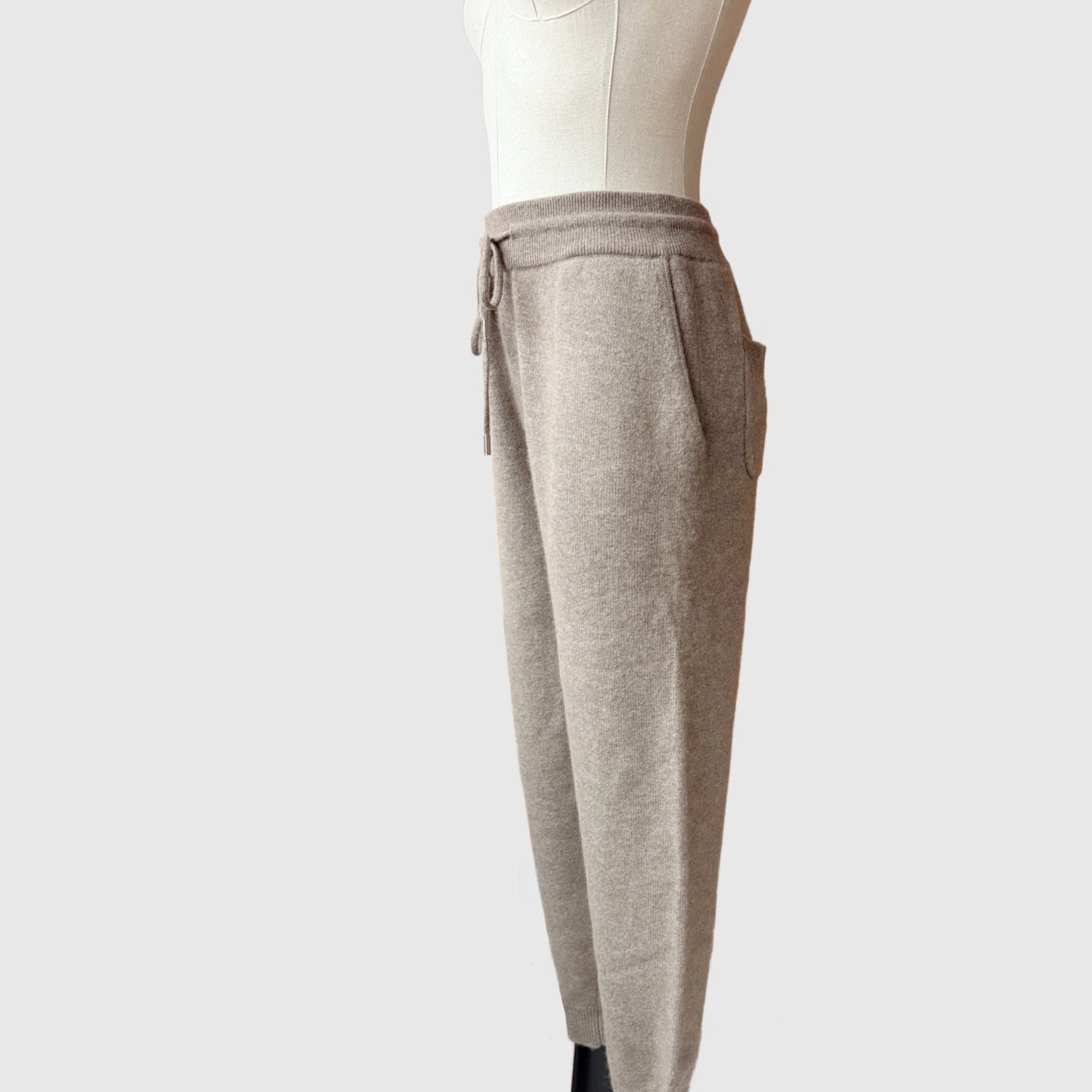 Cashmere knit hoodie and pants set | Women's Cashmere Loungewear