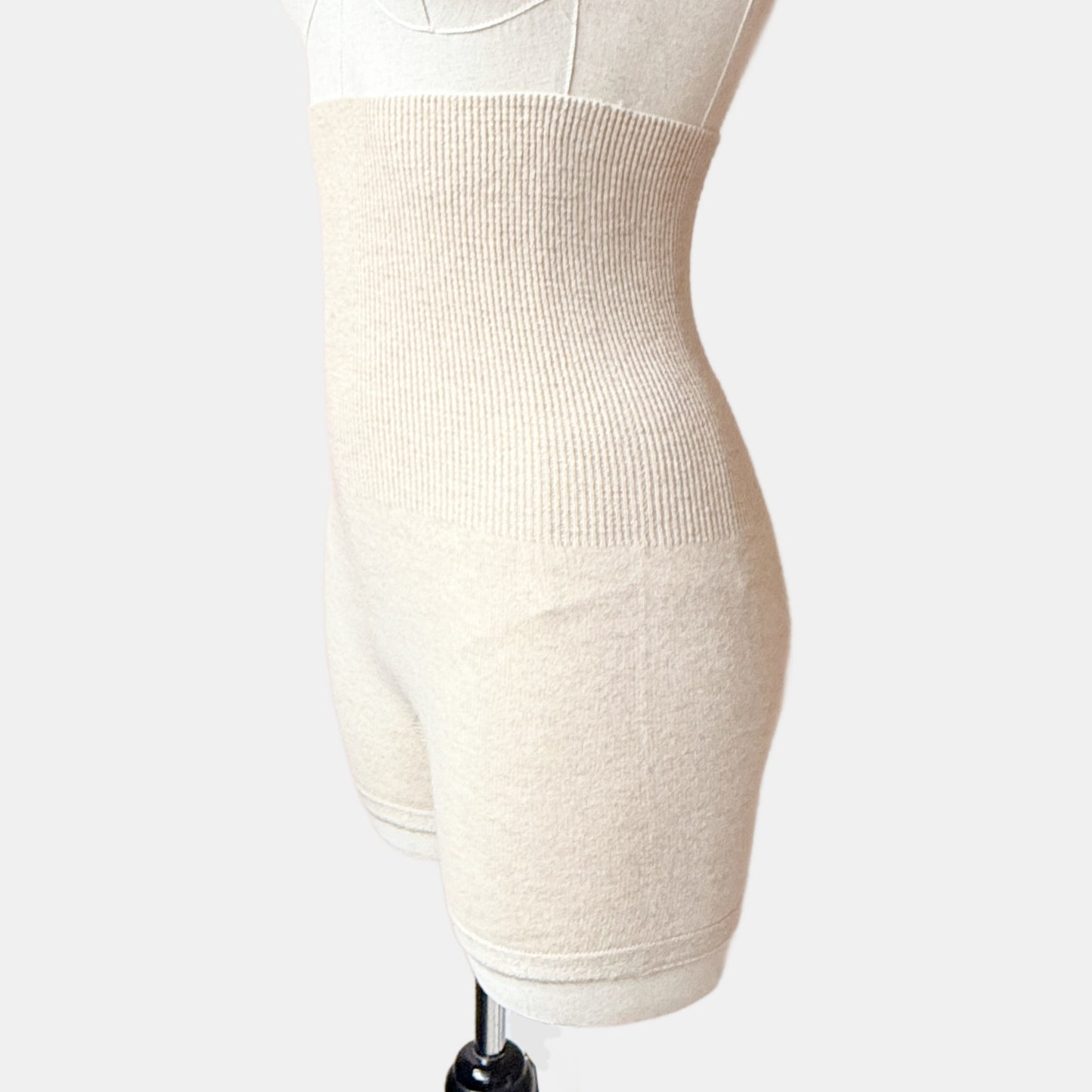 Cashmere Shapewear Shorts | Control-top shaping underwear