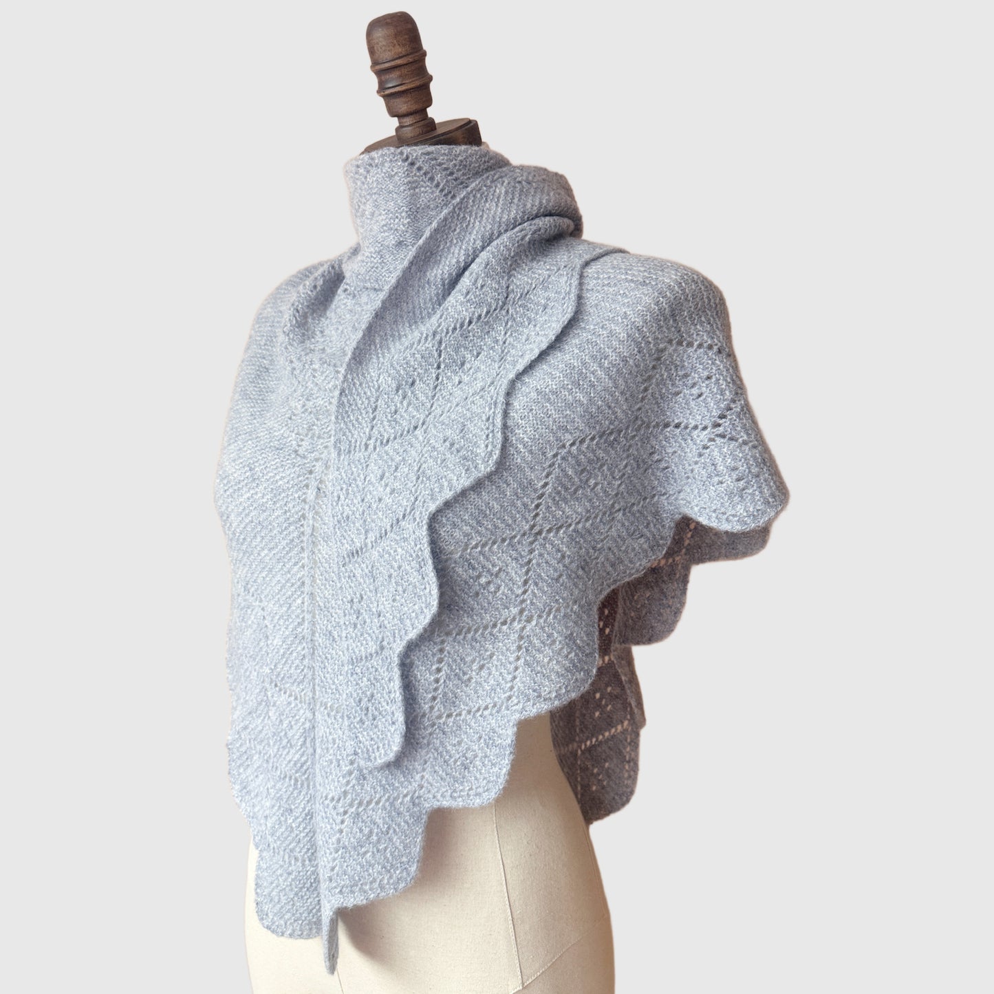 Scalloped Edge Cashmere triangle shawl | 5 Colors