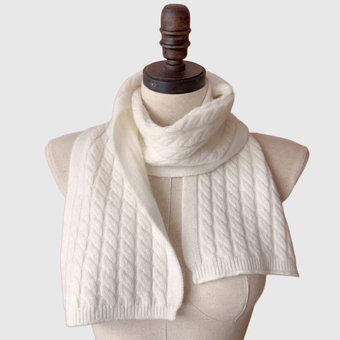 Cashmere cable knit skinny scarf | 5 Colors | Cashmere scarves and wraps by Econica