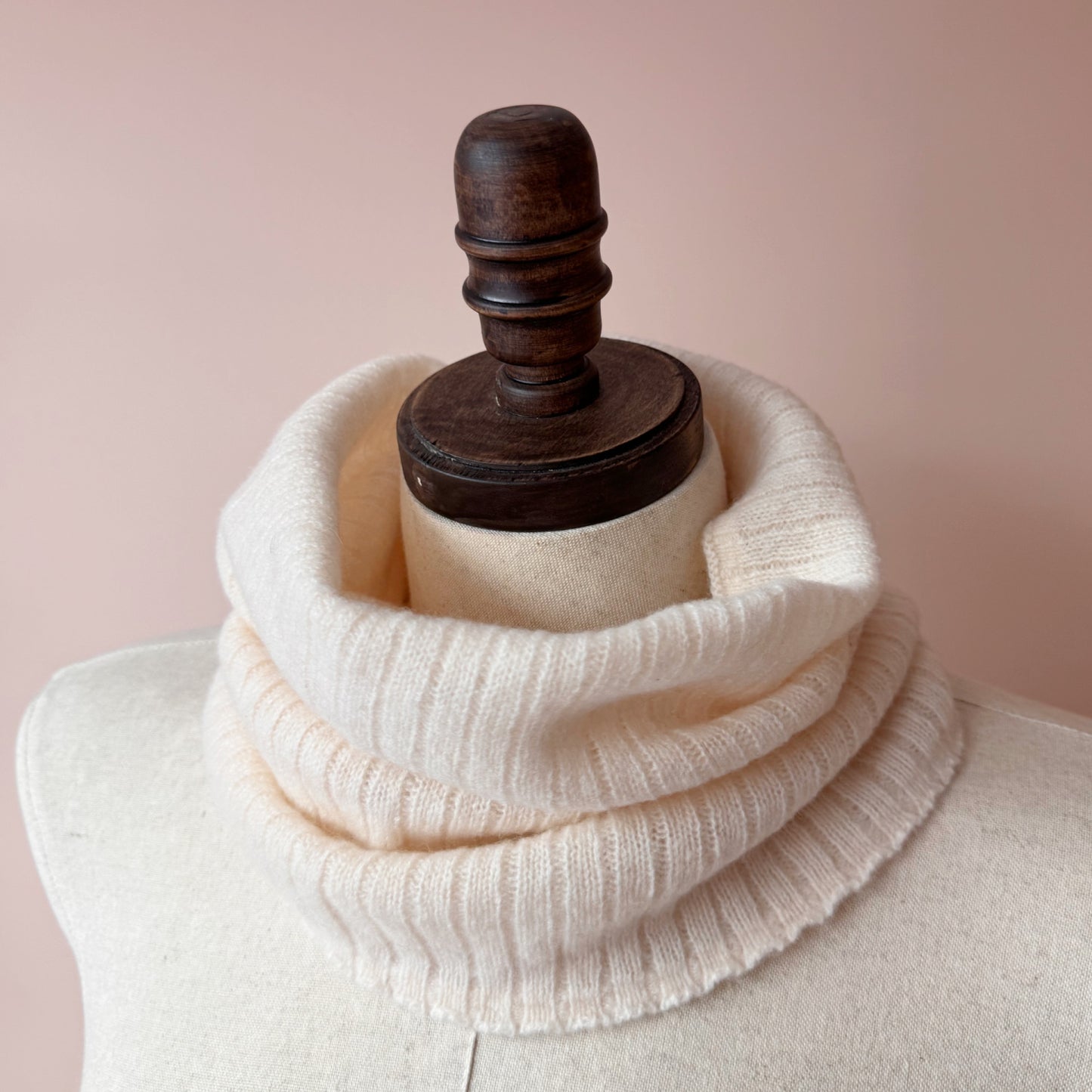 Ribbed Knit Merino Wool Neck Wrap | Wool Infinity Scarf | 4 Colors