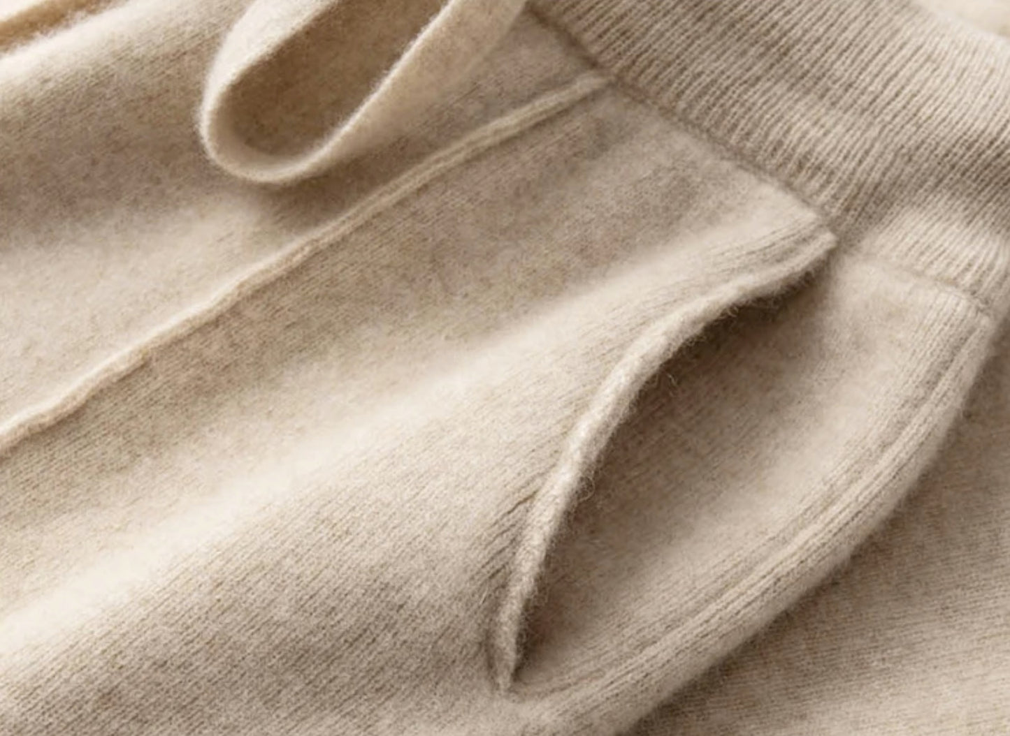 Drawstring Merino Wool Pants with Pockets | Women’s knitwear