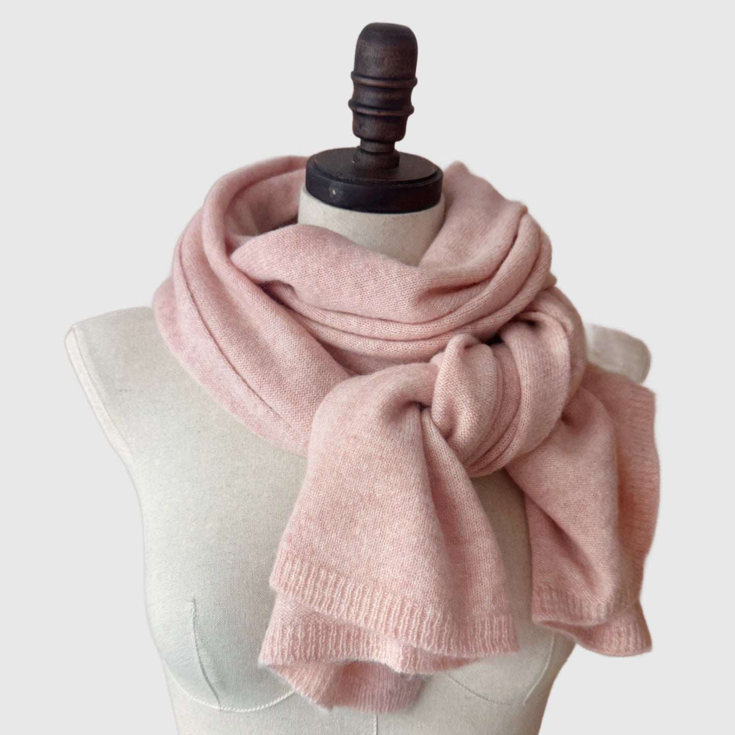 Pink Cashmere scarf | Cashmere scarves and wraps by Econica