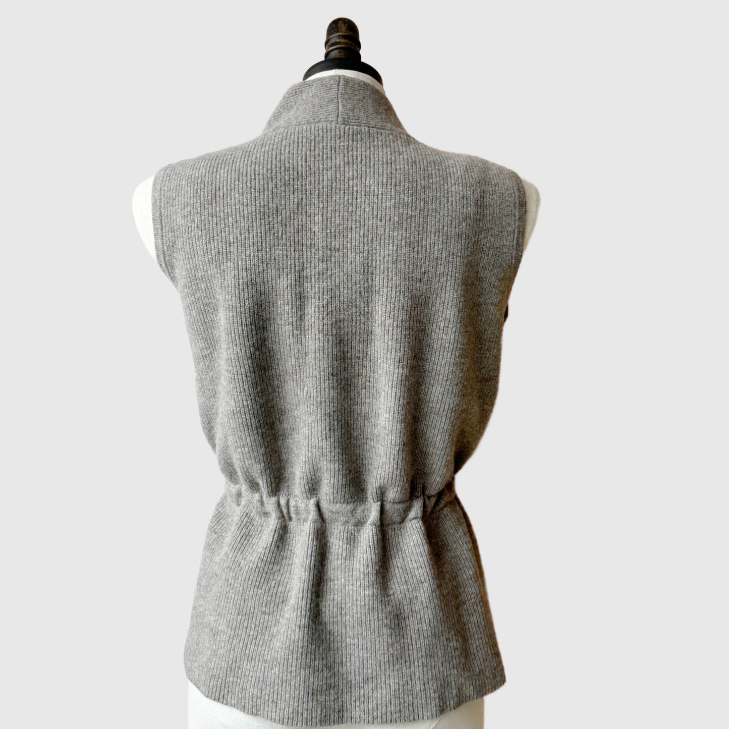 Sleeveless Cardigan with ties | Women's merino wool knitwear