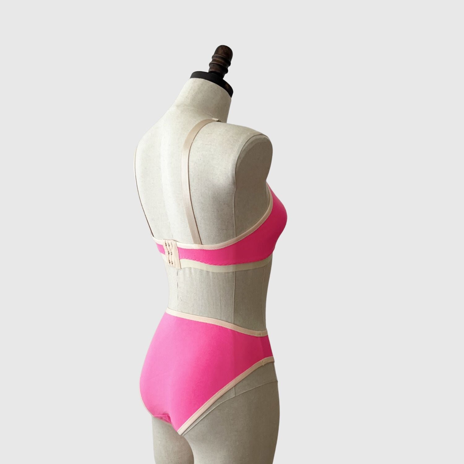 Best organic cotton bra set | Organic cotton bikini brief | Made in Canada 