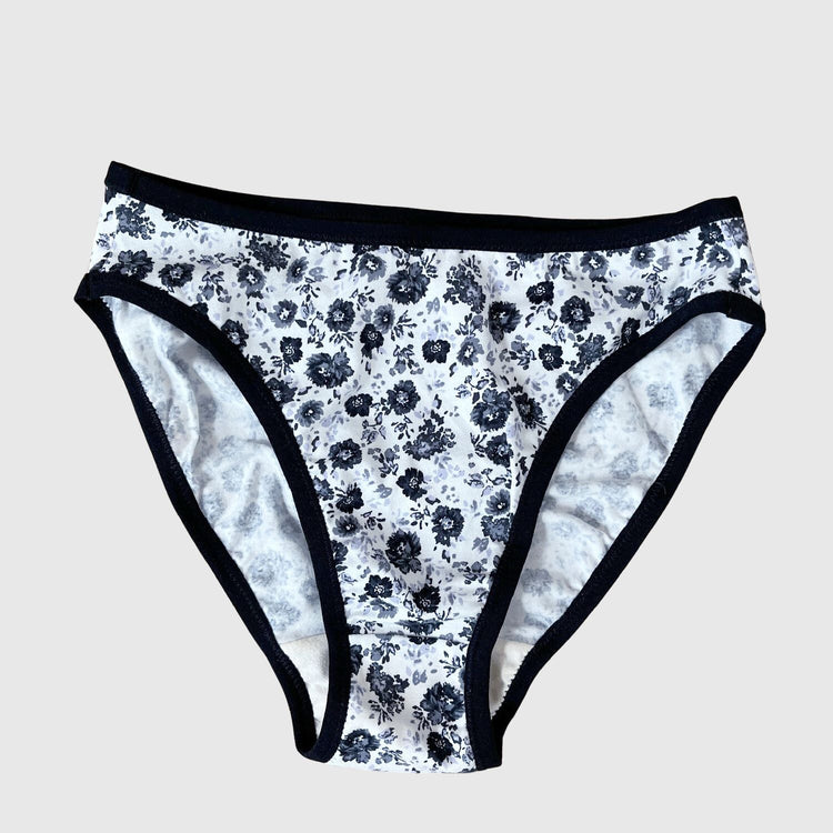 Shop made in Canada underwear set | Best cotton women's lingerie
