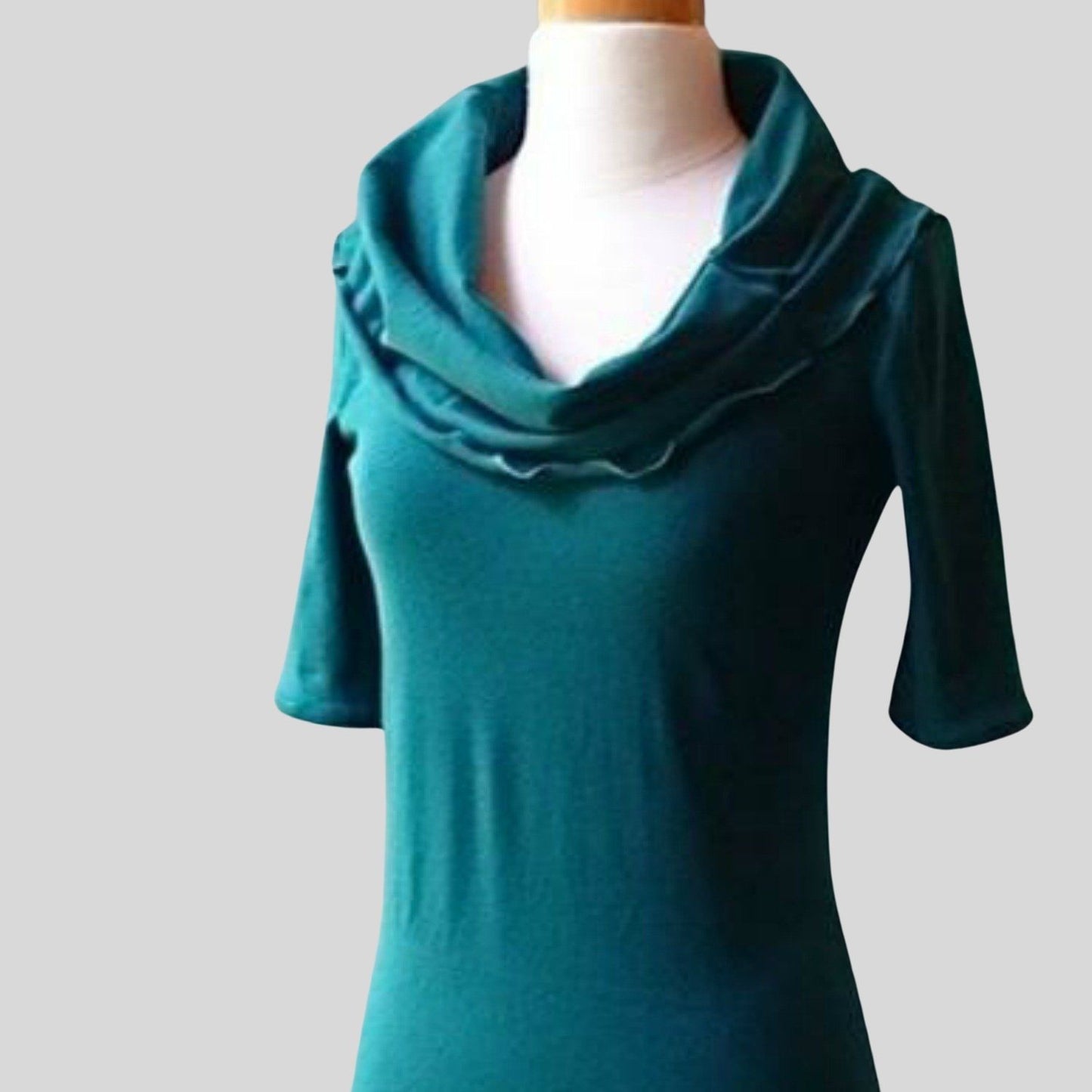 Organic cotton women's sweater top | Shop women's clothing from Canada