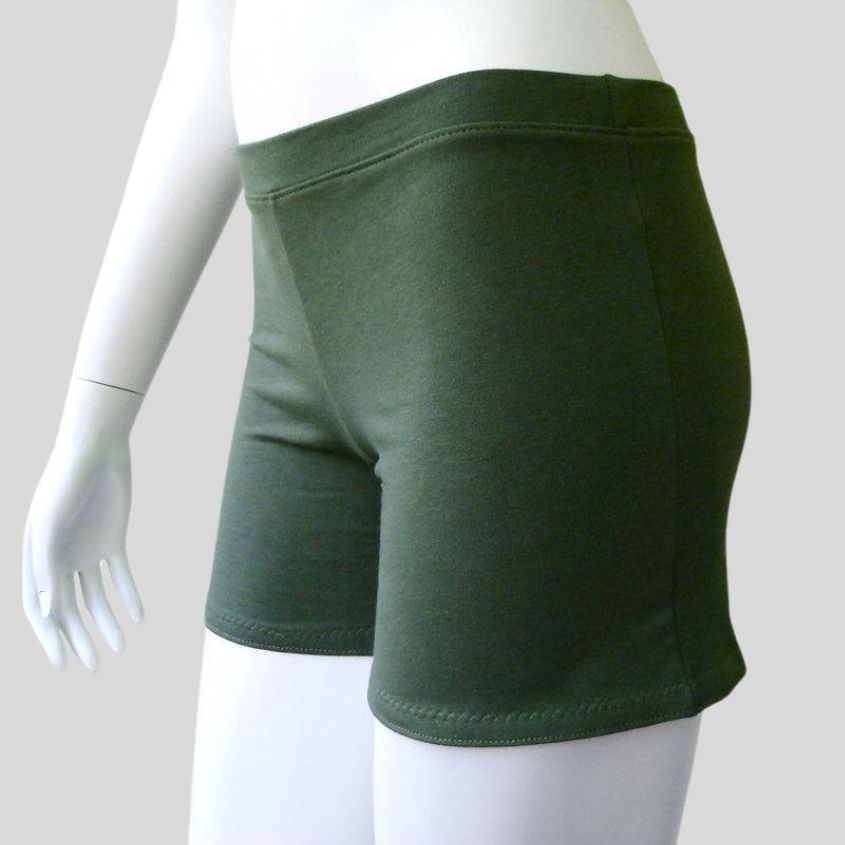 Green yoga shorts | Women's bamboo organic cotton shorts | Made in Canada yoga + zumba and workout shorts for women | Shop organic women's workout clothing from Canada.