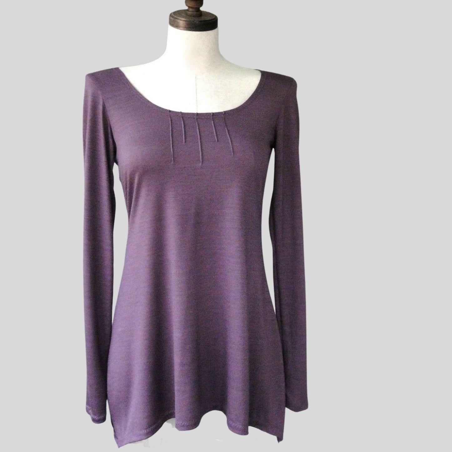 Flare wool top | 100% merino wool jersey top | Shop merino wool clothing made in Canada | Women's organic clothes store | Econica