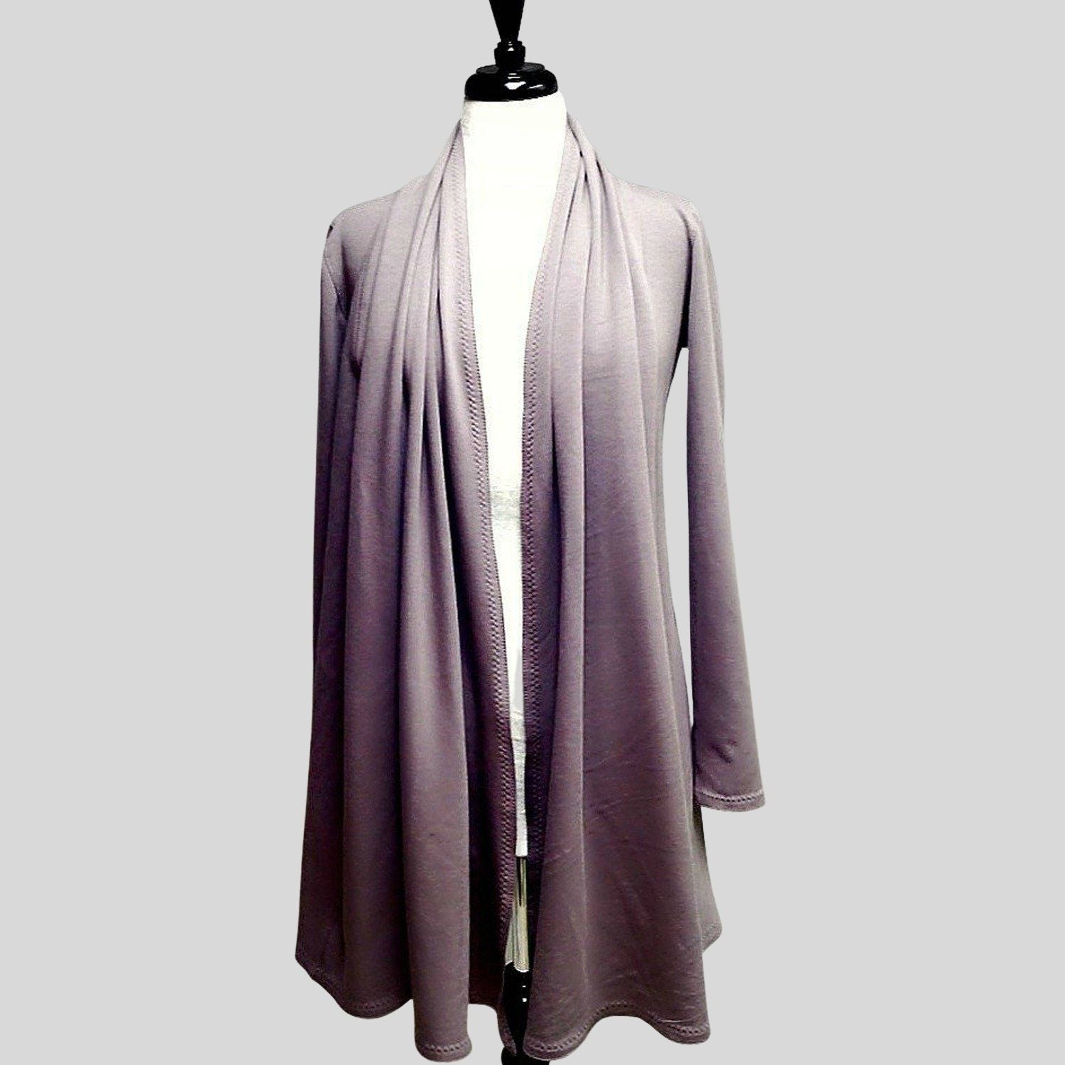 Buy long grey cardigan online Canada | Long cardigan with belt | Shop merino wool cardigans for women | Canada econica