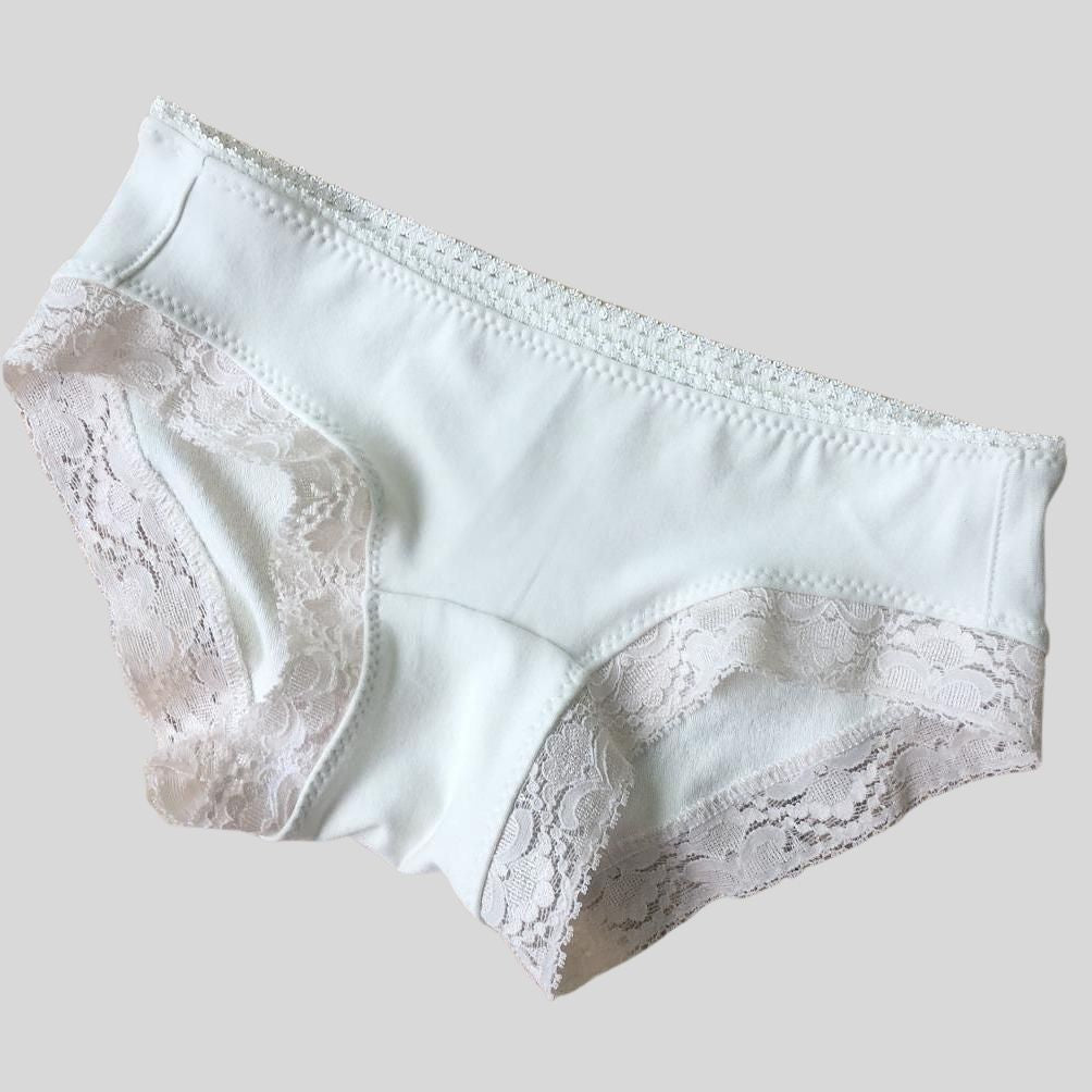 Best organic cotton panties with lace trim | Shop organic underwear for women Canada