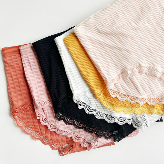scalloped lace panty briefs