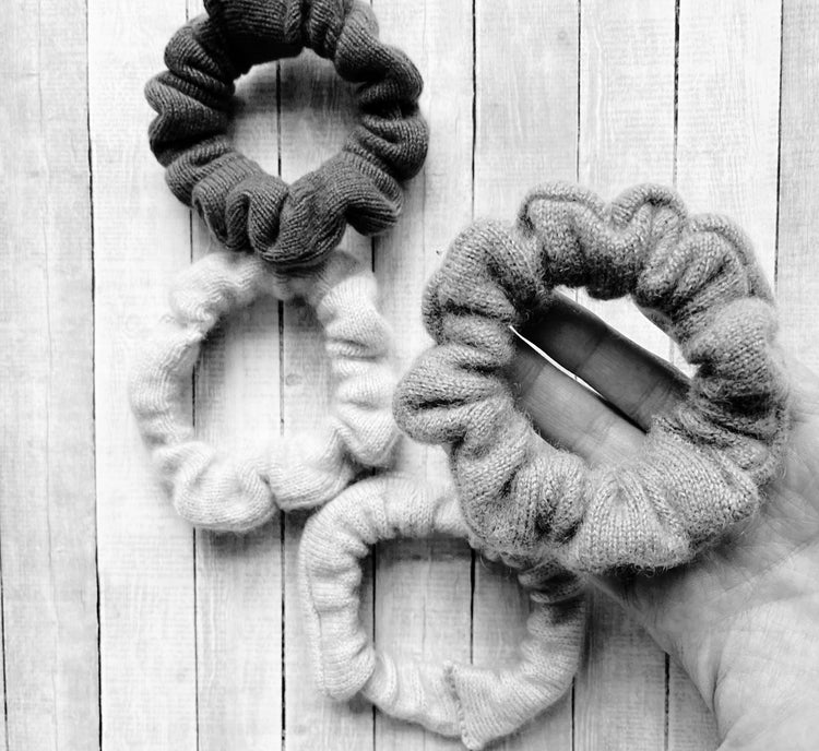 Set of 3 Cashmere scrunchies | Gray Blue | Ready-To-Ship